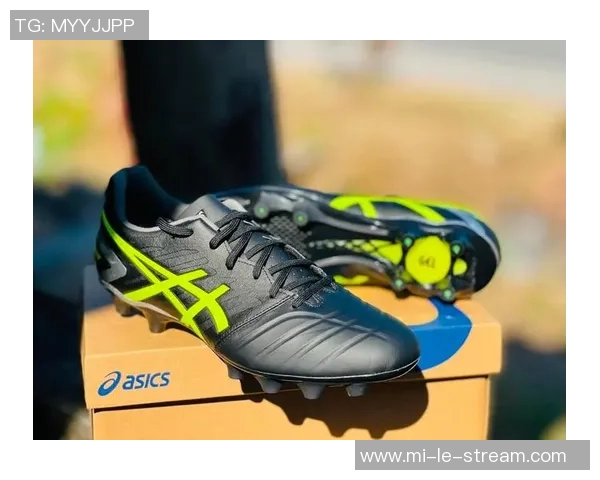 爱世克斯足球鞋助力每一场比赛展现你的激情与实力